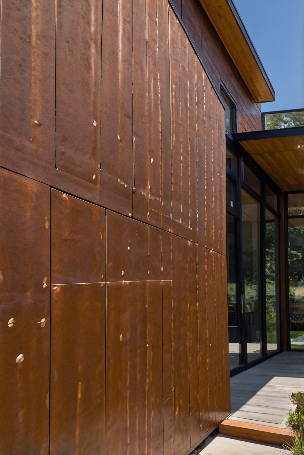Incorporating Corten Siding for a Rustic Look (Add Rustic Charm with Corten Siding)